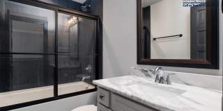 Gorgeous, Luxury 3 bd home with bonus room and screened-in patio! Triple Siegel Schools! Gallery 24