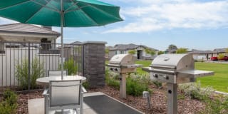 Vlux at Queen Creek Gallery 39