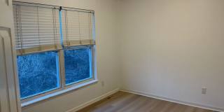 104 W. Stoneridge Gallery 10