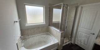 2123 Westfield Ave. Gallery 32