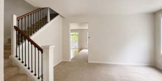 Spacious 5-Bed, 2.5-Bath Single-Family Home in Redmond Gallery 6