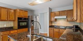 37670 KINGSBURN Drive Gallery 25