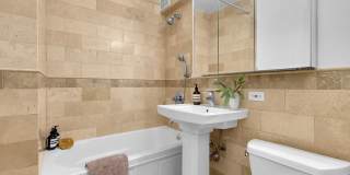 155 East 34th Street Gallery 6