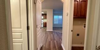 Well maintained home in desirable neighborhood! Gallery 23