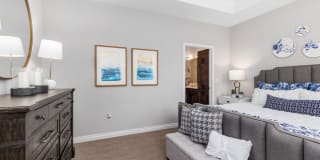 Noble on the Lake Gallery 20