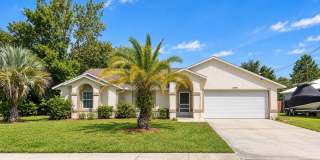 Spacious 3-Bedroom Deltona Home with Fenced Yard, Screened Patio & Extra Garage! Spacious 3-Bedroom Deltona Home with Fenced Yard, Screened Patio & Extra Garage! Gallery 1