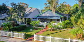 Charming two bedroom two bathroom cottage in North St. Petersburg Fully Updated. Charming two bedroom two bathroom cottage in North St. Petersburg Fully Updated. Gallery 4