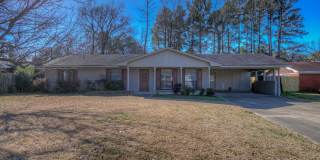 4 bedroom 2.5 bathroom **$300 OFF 1ST MONTH Gallery 1