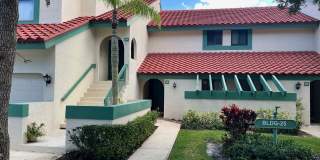 25 Lexington Lane W Gallery 1