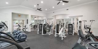 St. Moritz Apartments Gallery 14