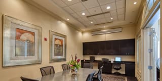 The Cosmopolitan Apartments Gallery 19