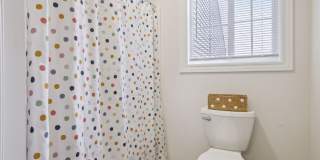 Model 3 Bedroom Town Home Gallery 35