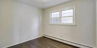 194 HANCOCK AVE Gallery 9