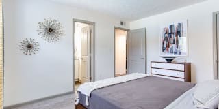 The Five @ North Decatur Gallery 7