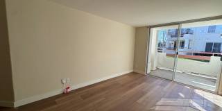 Cute Upgraded 2 bedroom/2 Bath Gallery 13