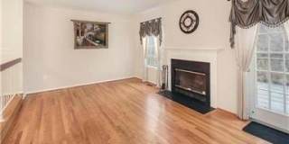 10241 GREEN HOLLY TER Gallery 7
