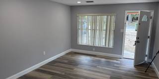 Water View - Remodeled 4 bedroom and 2 bath -  Sunroom Gallery 4