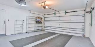 713 Forsyth Street Gallery 6
