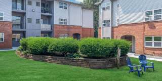 London Square Gallery 13