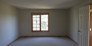 Great 4 bedroom home in Red Cedar Canyon Gallery 10