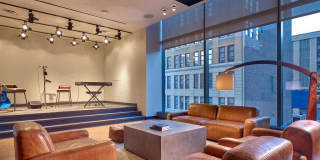 Eugene Eugene Gallery 32