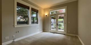 Luxury 5 Bedroom Home with Soaking Tub, Chef’s Kitchen & Expansive Primary Suite Luxury 5 Bedroom Home with Soaking Tub, Chef’s Kitchen & Expansive Primary Suite Gallery 34