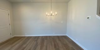 Room in 4 Bedroom Home at Statesville Ave Gallery 3