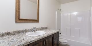 Spacious Home in Little Valley-Pets Negotiable Gallery 25