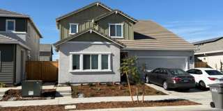 Private Suite - ROOM FOR RENT Brand New Roseville - All utilities Included Gallery 1