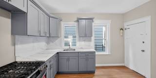 Charming 3BR  in East Orange Gallery 1