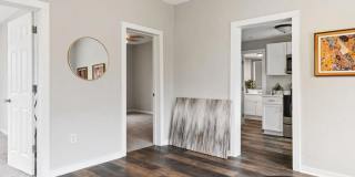 2 bedroom | 1 bathroom | Remodeled | Quiet street | Pets welcome! Gallery 7
