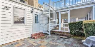 7 Howell Avenue Gallery 29