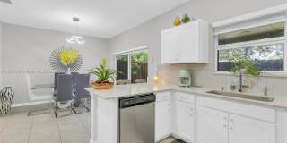 424 NE 4th Ave Gallery 15