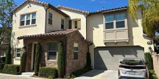 Stunning 3 Bed 2.5 Bath Home with Office in Lake Forest! Gallery 1