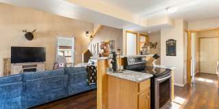 3 Bed 2 Bath Fully Furnished in Woodland Park 3 Bed 2 Bath Fully Furnished in Woodland Park Gallery 13
