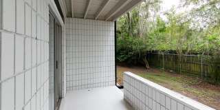 Oak Terrace Gallery 22