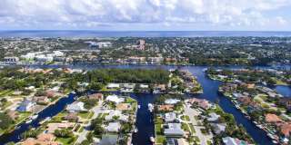 811 Oak Harbour Drive Gallery 38