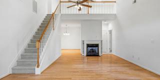 NW Brick Townhome, Granite Counter-Tops, Wood Floors, FP, Garage! NW Brick Townhome, Granite Counter-Tops, Wood Floors, FP, Garage! Gallery 3