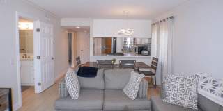 RARE Offering 2BD/2BA Furnished Condo of secured building in highly sought after Boutique Bella Capri building. Gallery 19