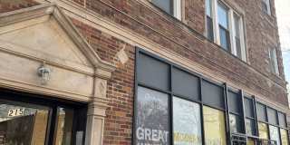 211-17 E 71st Gallery 6