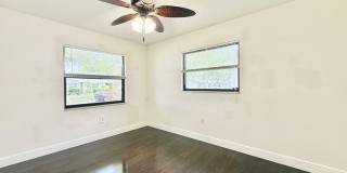 2445 East Burr Oak Court Gallery 31
