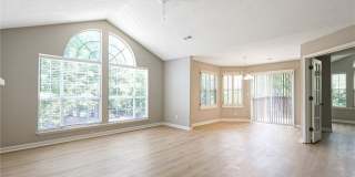 901 Wentworth Court Gallery 1