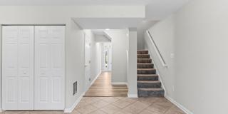 45426 Clarkes Crossing Square Gallery 11