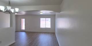 Remodeled 3 Bed / 2.5 Bath Townhome in Great Location Gallery 6