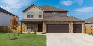 4 bedroom 2.5 bath in Lowell-south of Promanade Gallery 1