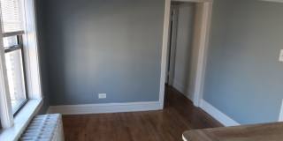 1704 West Albion Avenue Gallery 7