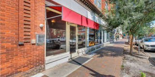2 BED | 2 BATH | DOWNTOWN CONDO | GARAGE PARKING INCLUDED Gallery 4