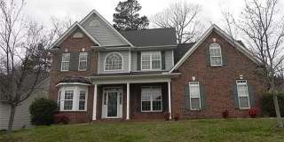 Room in 4 Bedroom Home at Hampton Pl Dr Gallery 1