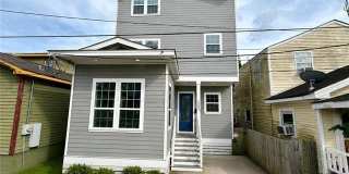 1305 FERRY Place Gallery 1