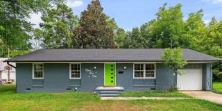 906 Vandora Avenue Gallery 1